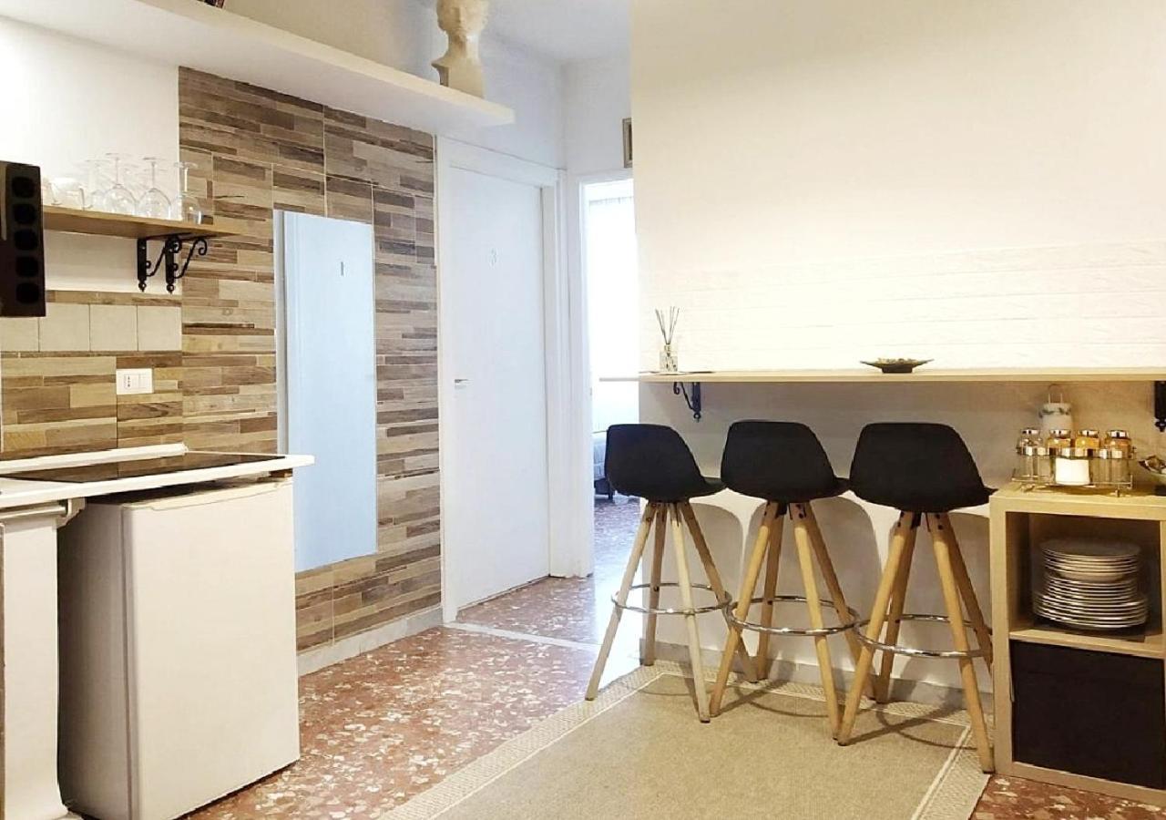 "Vacanze Romane" Stazione Tiburtina, Appartamento Tre Camere Da Letto 5 Posti Letto Экстерьер фото