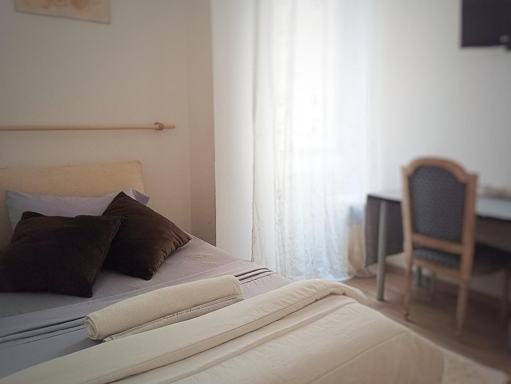 "Vacanze Romane" Stazione Tiburtina, Appartamento Tre Camere Da Letto 5 Posti Letto Экстерьер фото